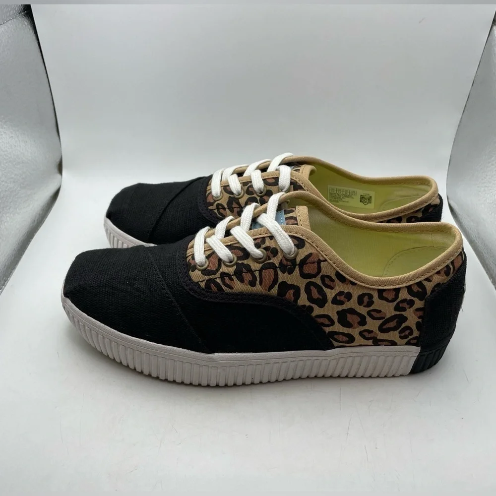 Toms cheetah print women’s sneakers size 5.5